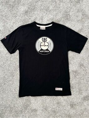 Red Canoe CBC Radio-Canada Tee Made in Canada 100% Cotton Sz Small Test Pattern